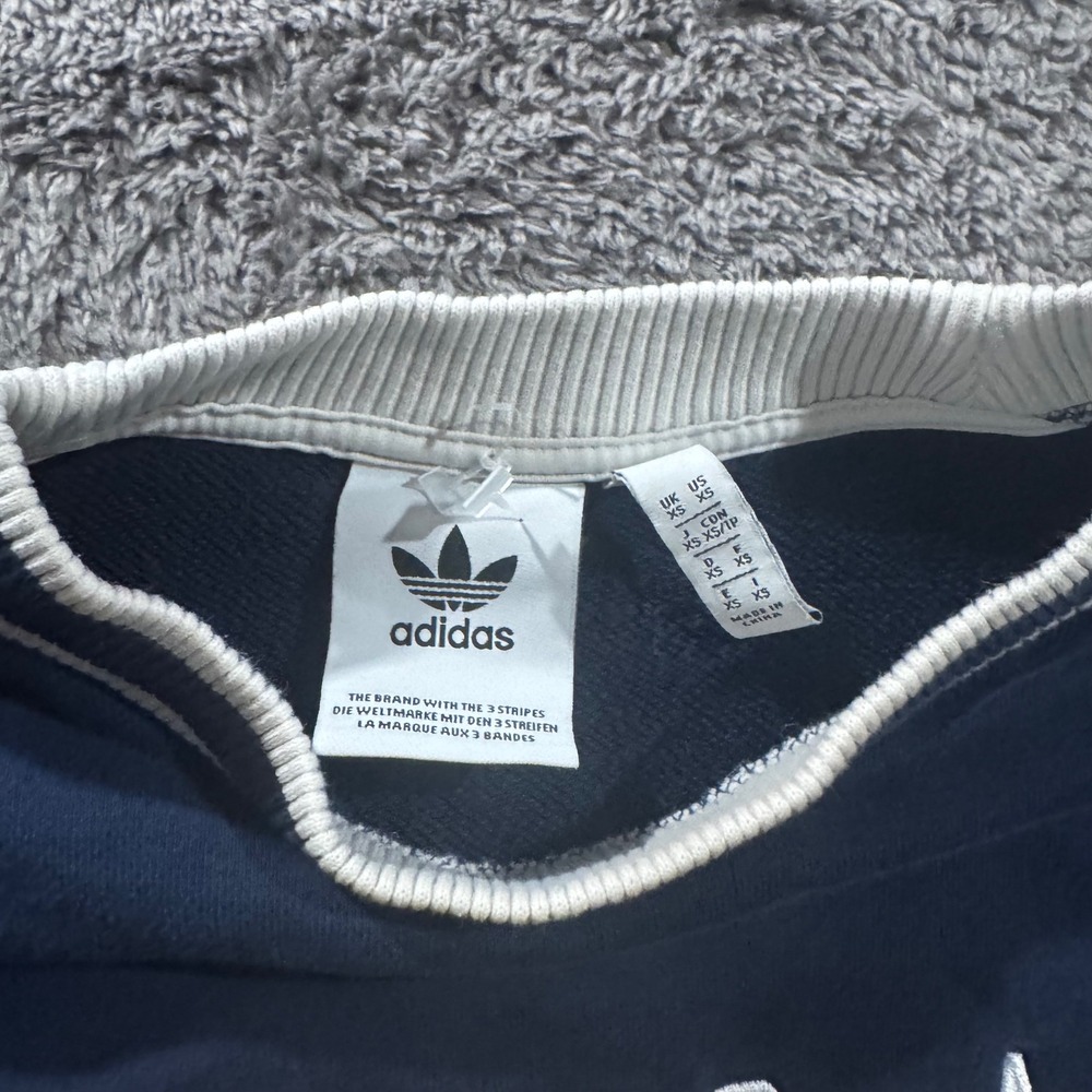 Adidas Originals Sweatshirt Navy Blue Yellow Embroidered Crewneck Mens XS - Picture 3 of 7